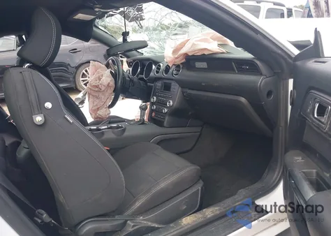 2016 Ford Mustang V6 из США, поврежденный, VIN 1FA6P8AM4G5316459